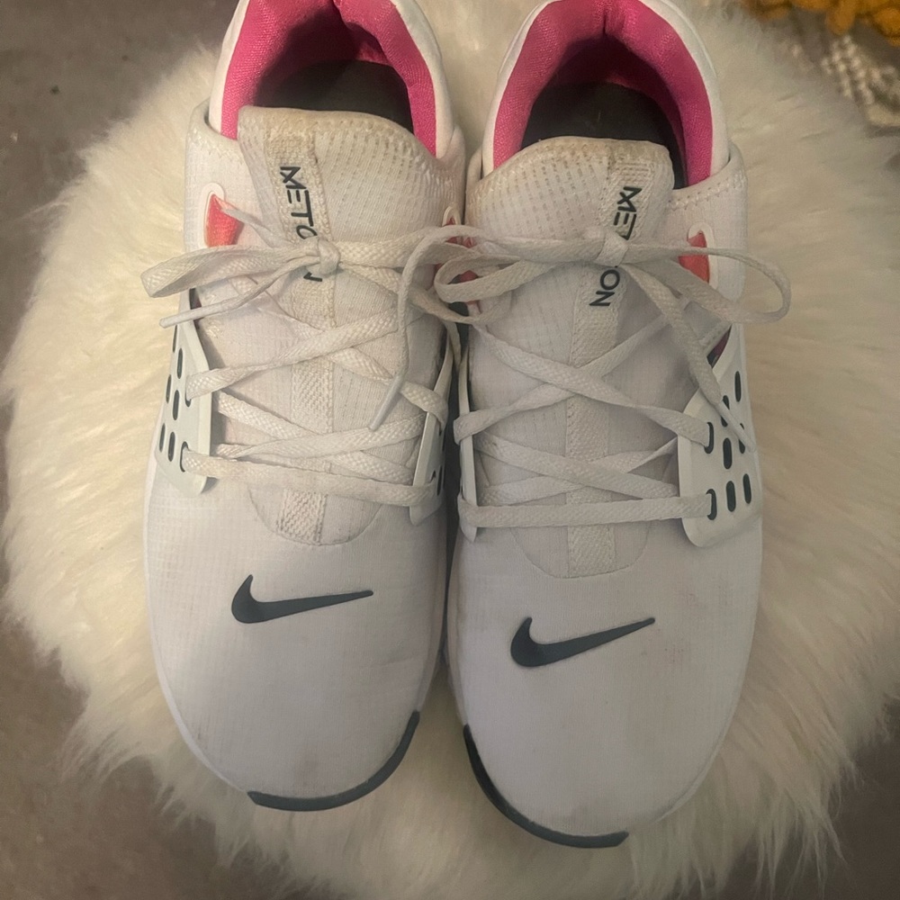 Size 9.5 - Nike Womens Free Metcon 2